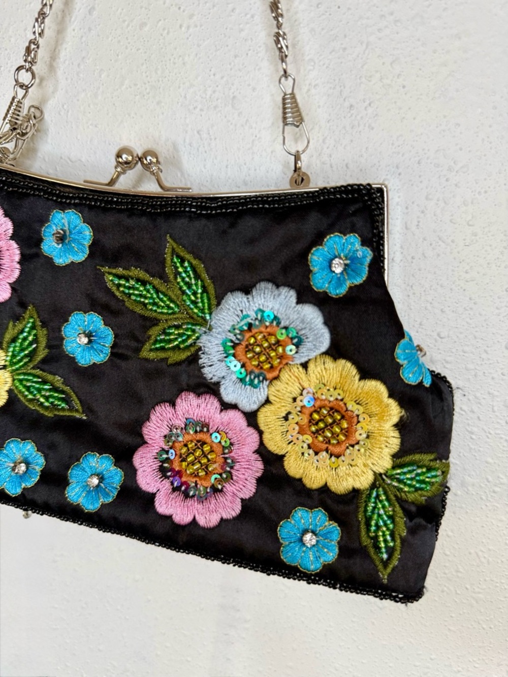 Vintage JNY Floral Beaded Satin Clutch Kiss Lock Evening Bag Black - Picture 2 of 12